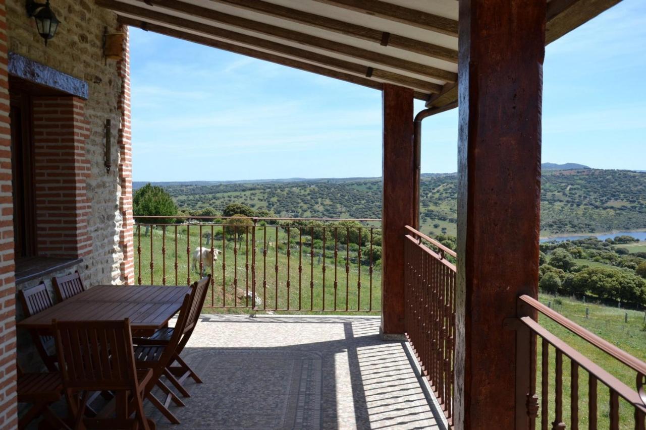 Guijo de Avila Casa Rural & Spa Mirador De La Covatilla מראה חיצוני תמונה